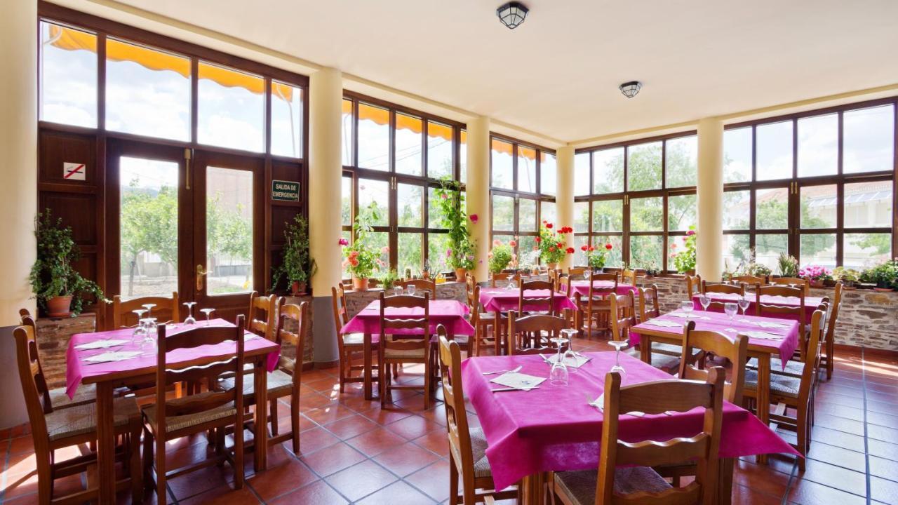 Labella - Hostal Rural Restaurante Ла Калаора Екстериор снимка